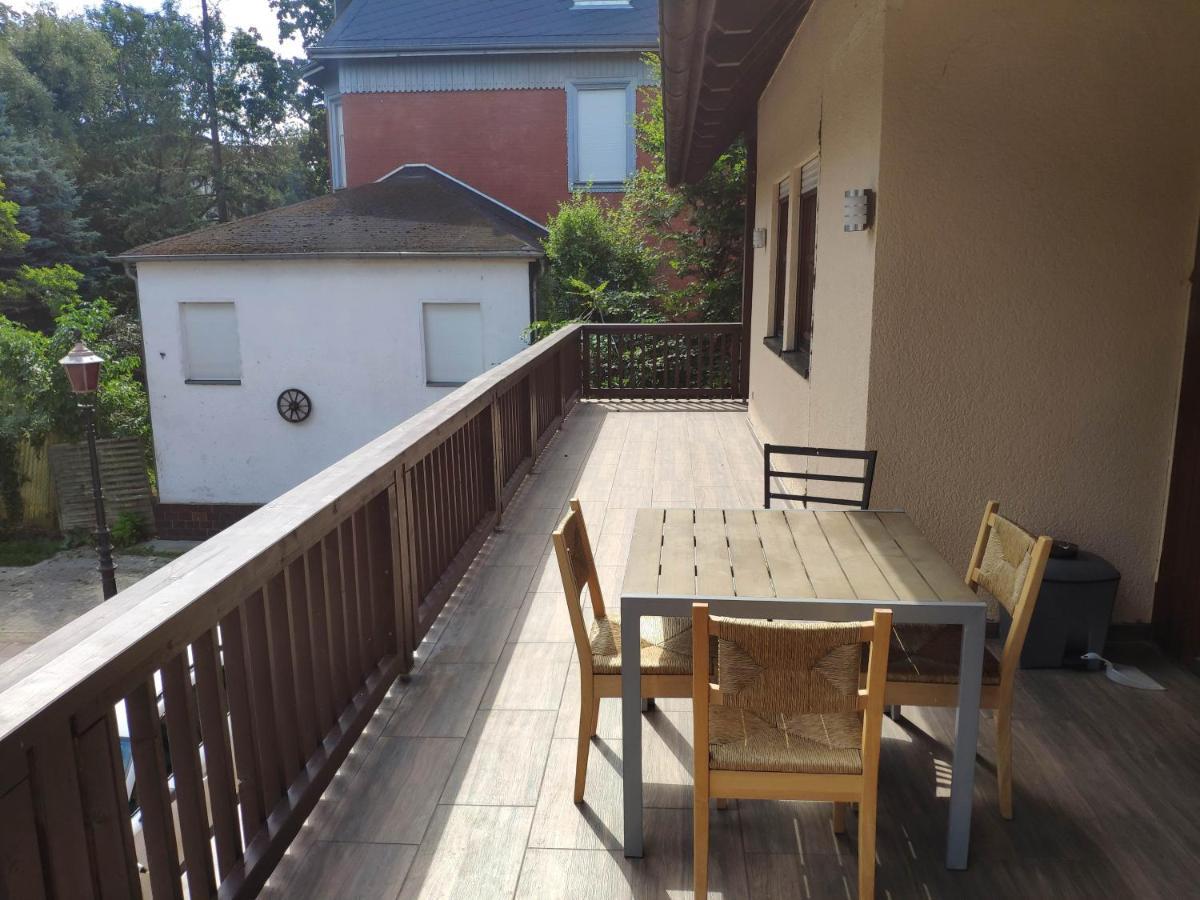 Ferienwohnung Mit 123Qm Fuer 8 Personen Mit Sehr Grossem Garten, Einfache Innen-Ausstattung Leipzig Exterior photo