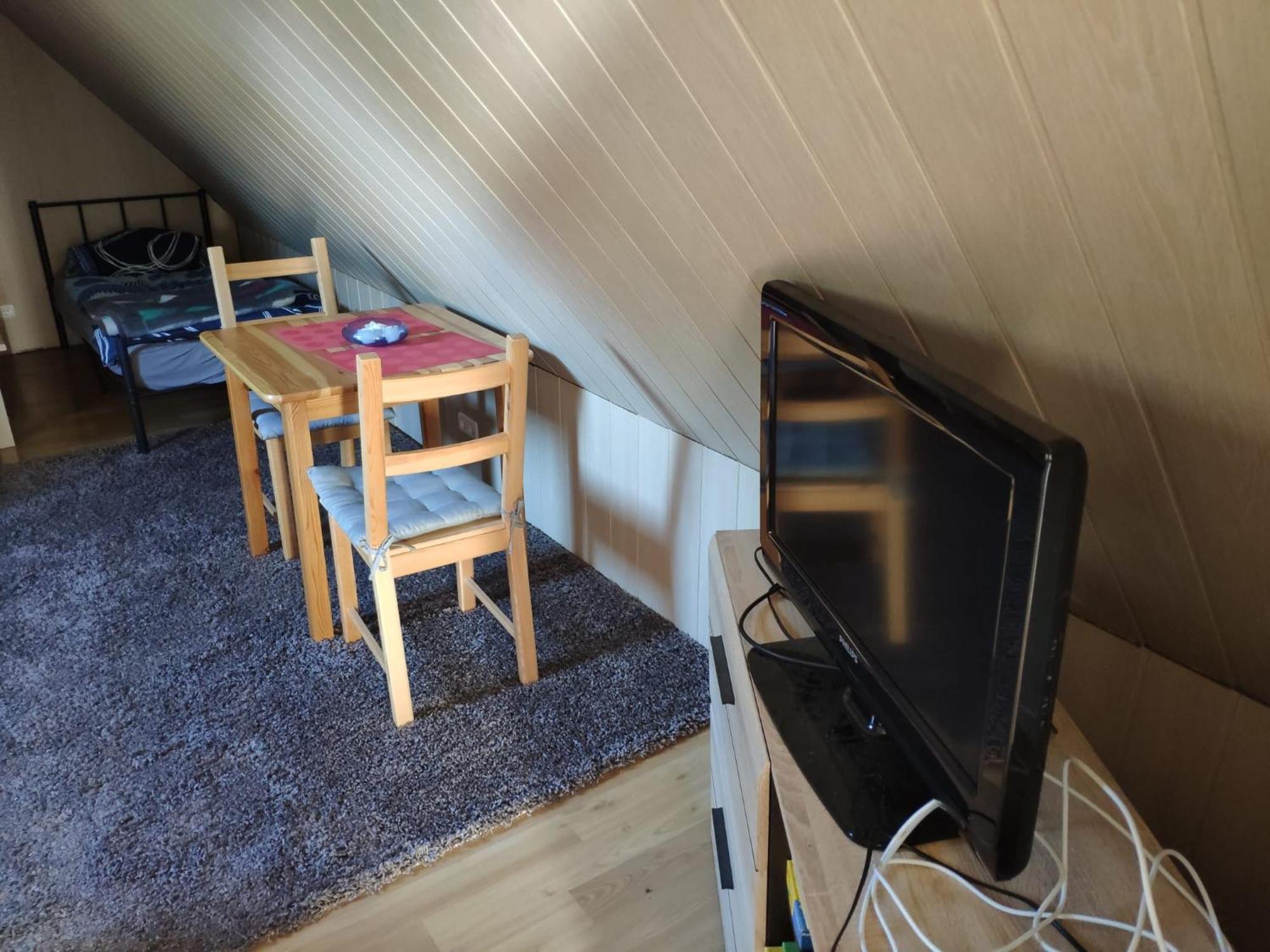 Ferienwohnung Mit 123Qm Fuer 8 Personen Mit Sehr Grossem Garten, Einfache Innen-Ausstattung Leipzig Exterior photo